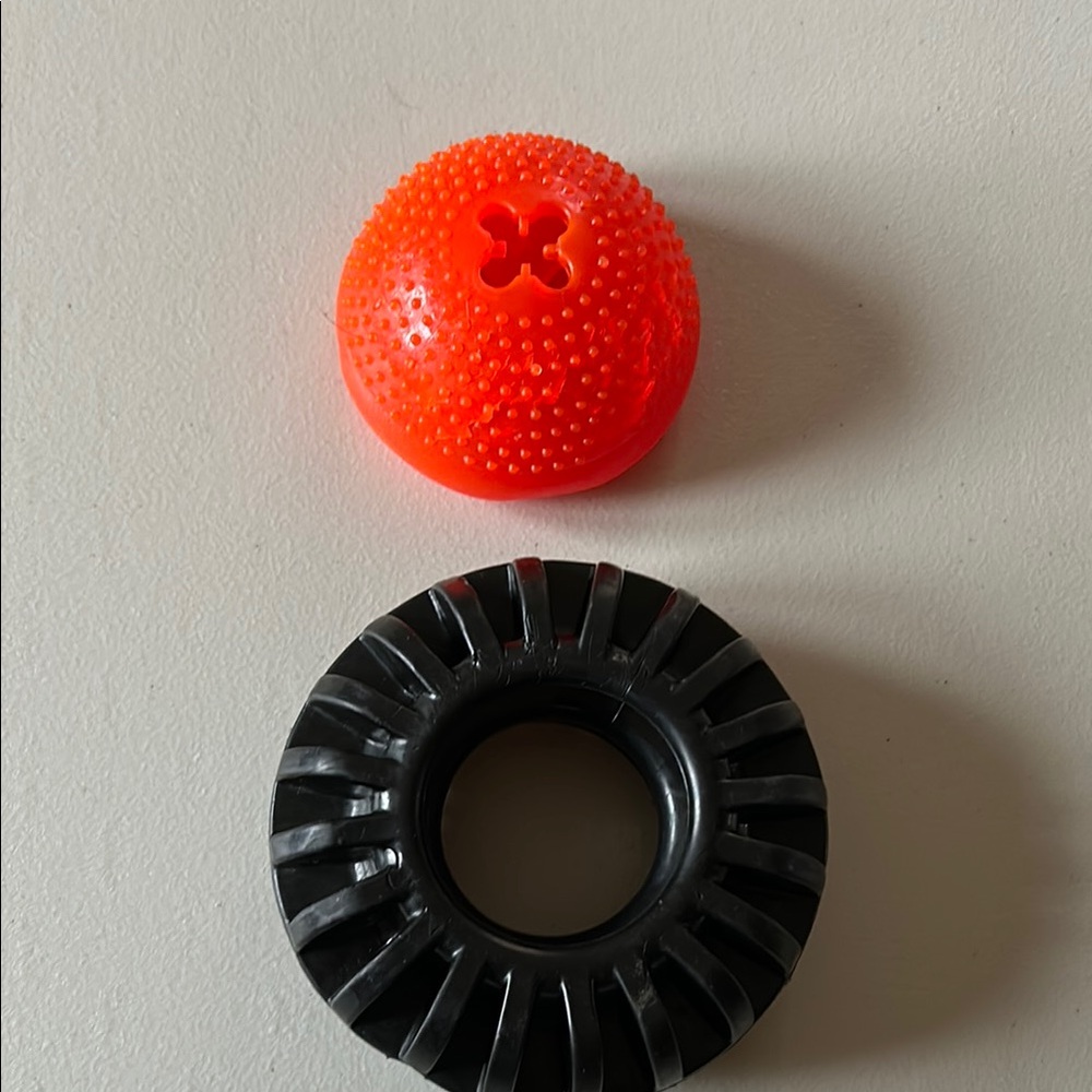 Starmark Dog Chew Toys - Large Size Dog - BentoBall and Wheeler